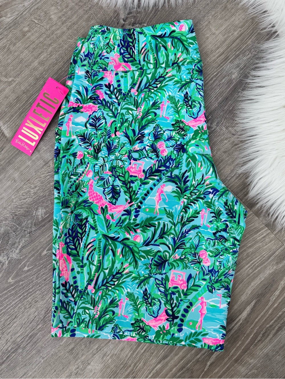 🩷💚 LILLY PULITZER Luxletic Reid Golf Short UPF 50+ Size 6 - Picture 4 of 8